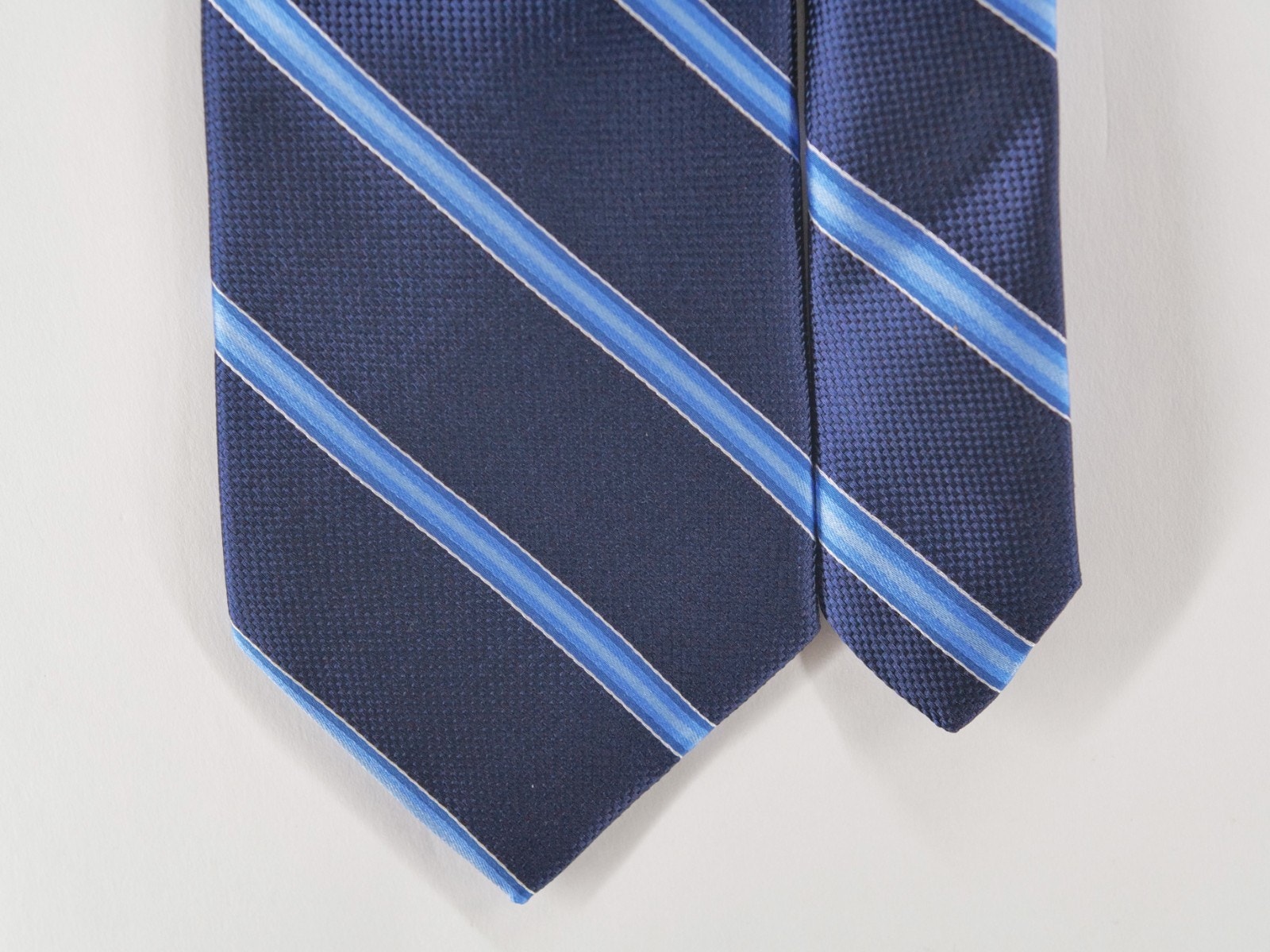 Brooks Brothers 346 Silk Tie Navy Light Blue Repp Stripes 3.5"X58.5" Classic Men